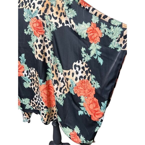IMAN Global Chic Reversible Animal Print Floral Plus Size Silky Poncho Top 4X - Picture 4 of 6